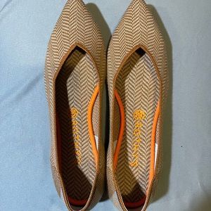 Rothys- camel herringbone merino points